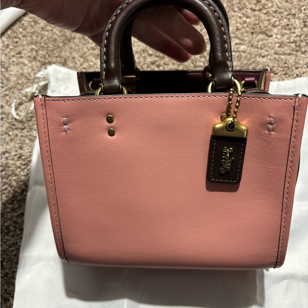 Coach Pink Rogue 17 - Picture 13 of 16